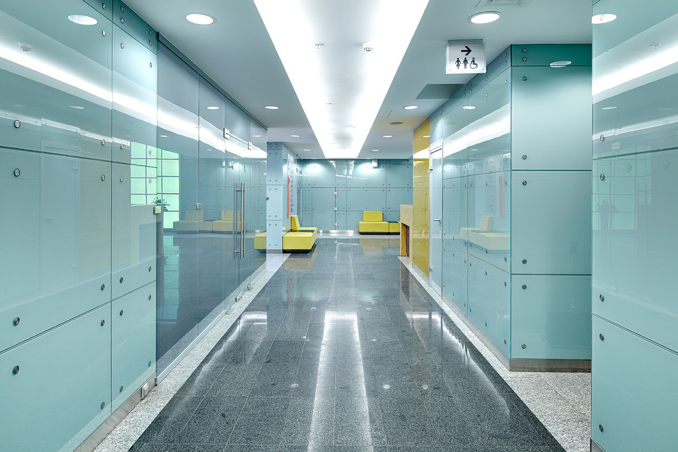 Фото Облицювання склом