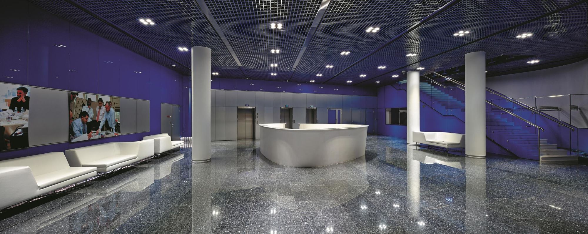 Фото Облицювання склом