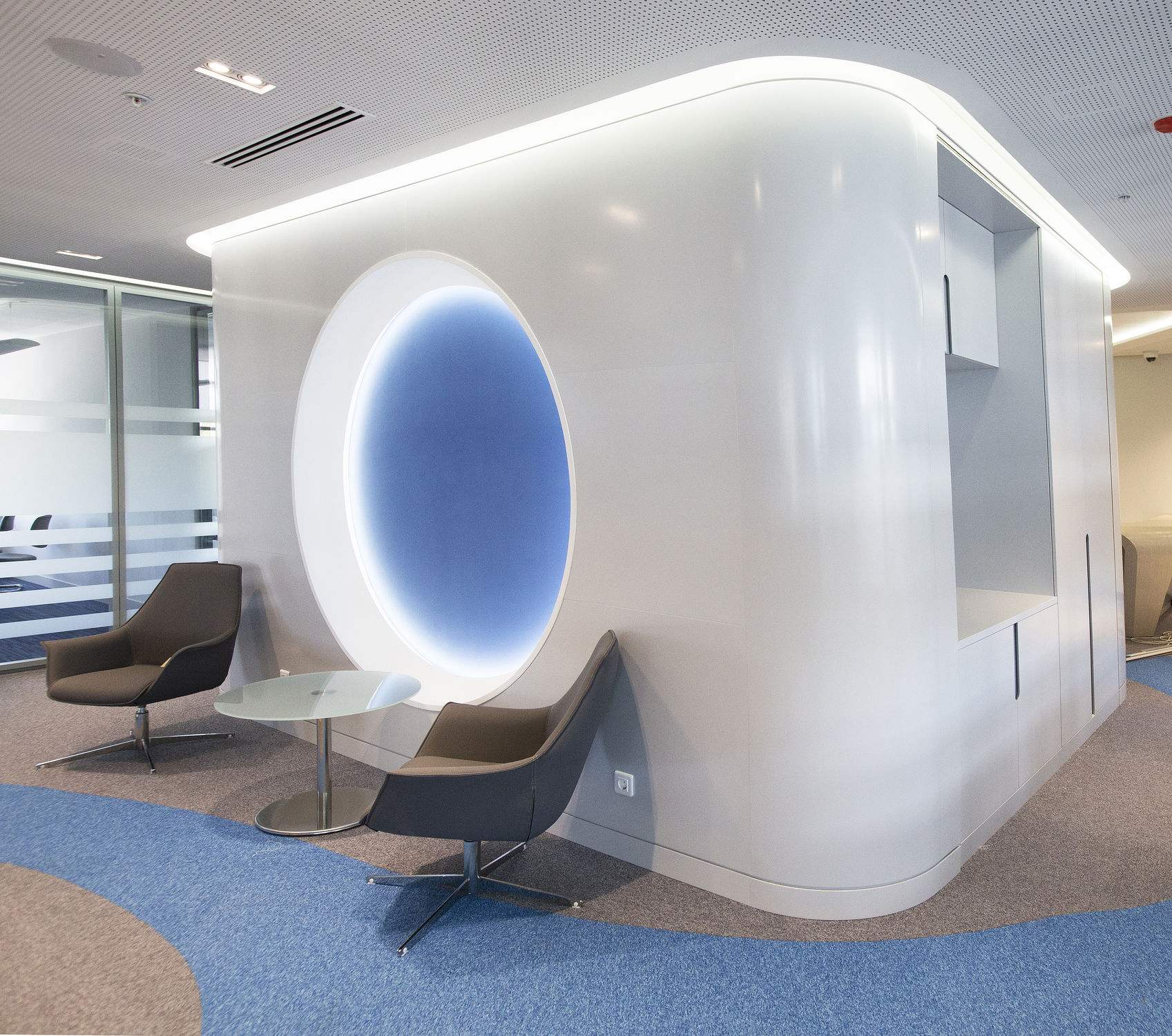 Фото Облицювання склом