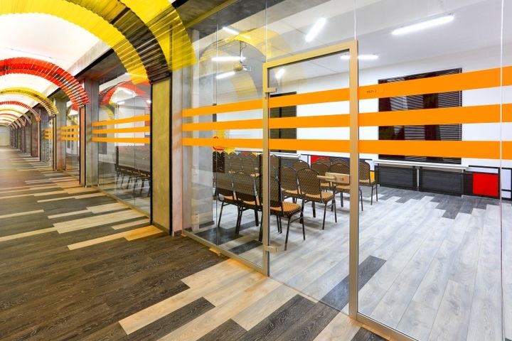 Фото Суцільноскляні перегородки UALCOM-Crystal