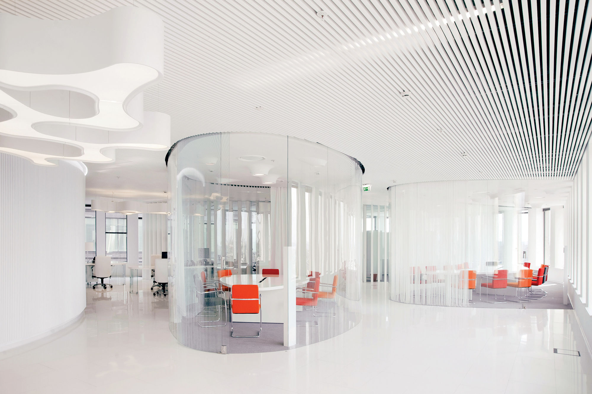 Фото Суцільноскляні перегородки UALCOM-Crystal