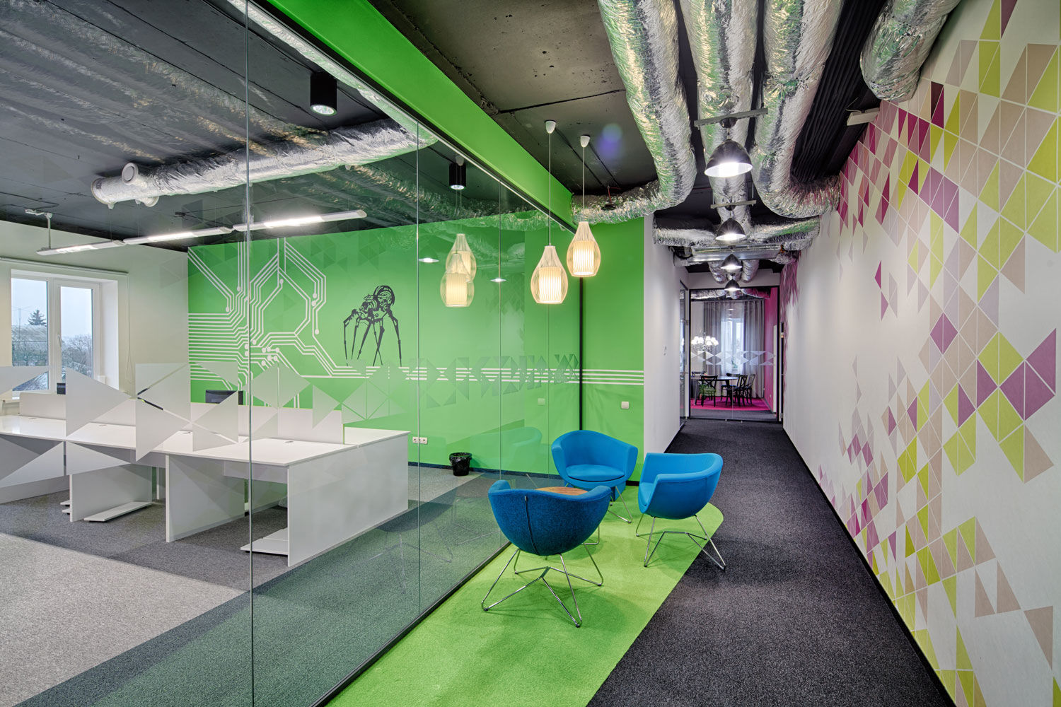 Фото Суцільноскляні перегородки UALCOM-Crystal