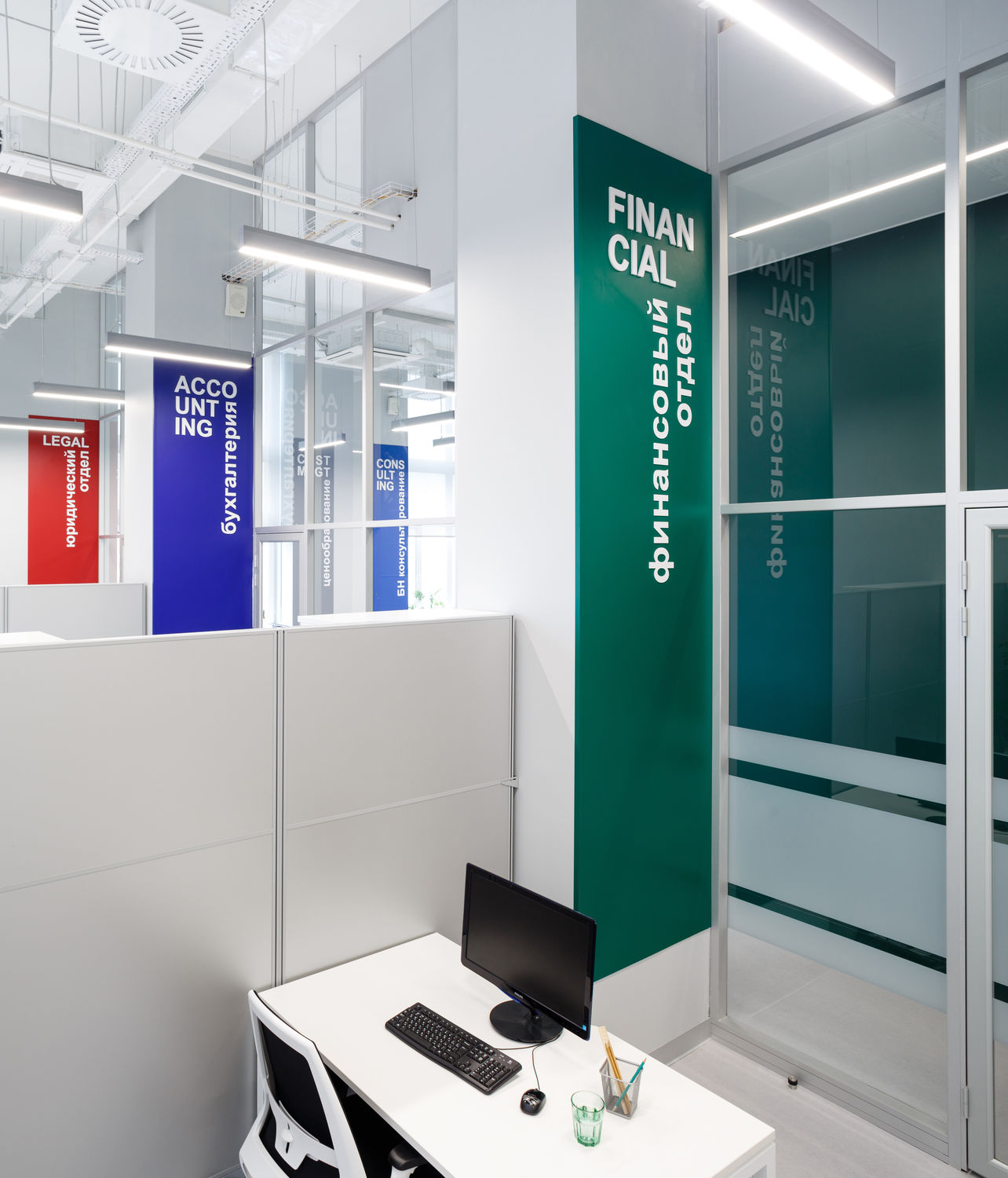 Фото Мобільні перегородки UALCOM-Optima +