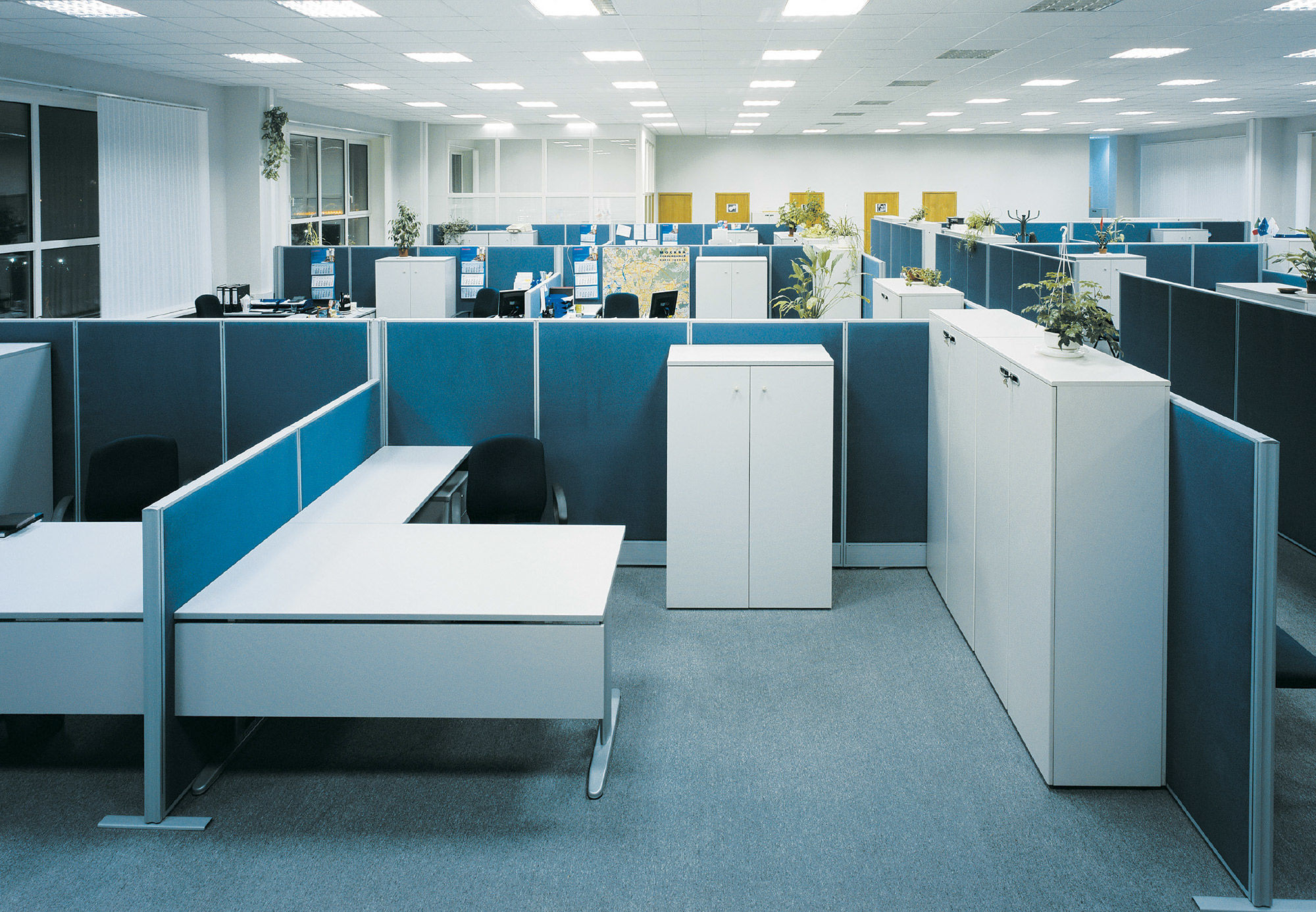 Фото Мобільні перегородки UALCOM-Optima +