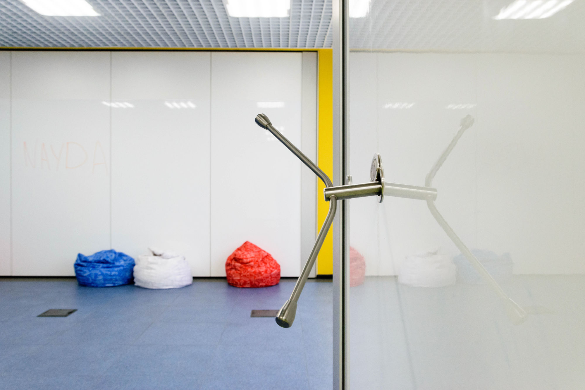 Фото Розсувні перегородки UALCOM Hufcor