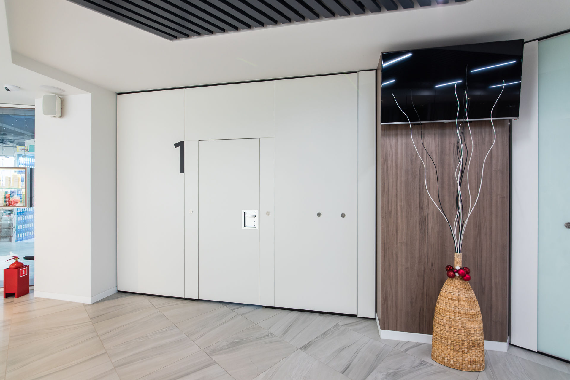 Фото Розсувні перегородки UALCOM Hufcor