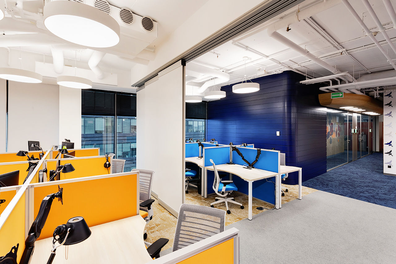 Фото Розсувні перегородки UALCOM Hufcor