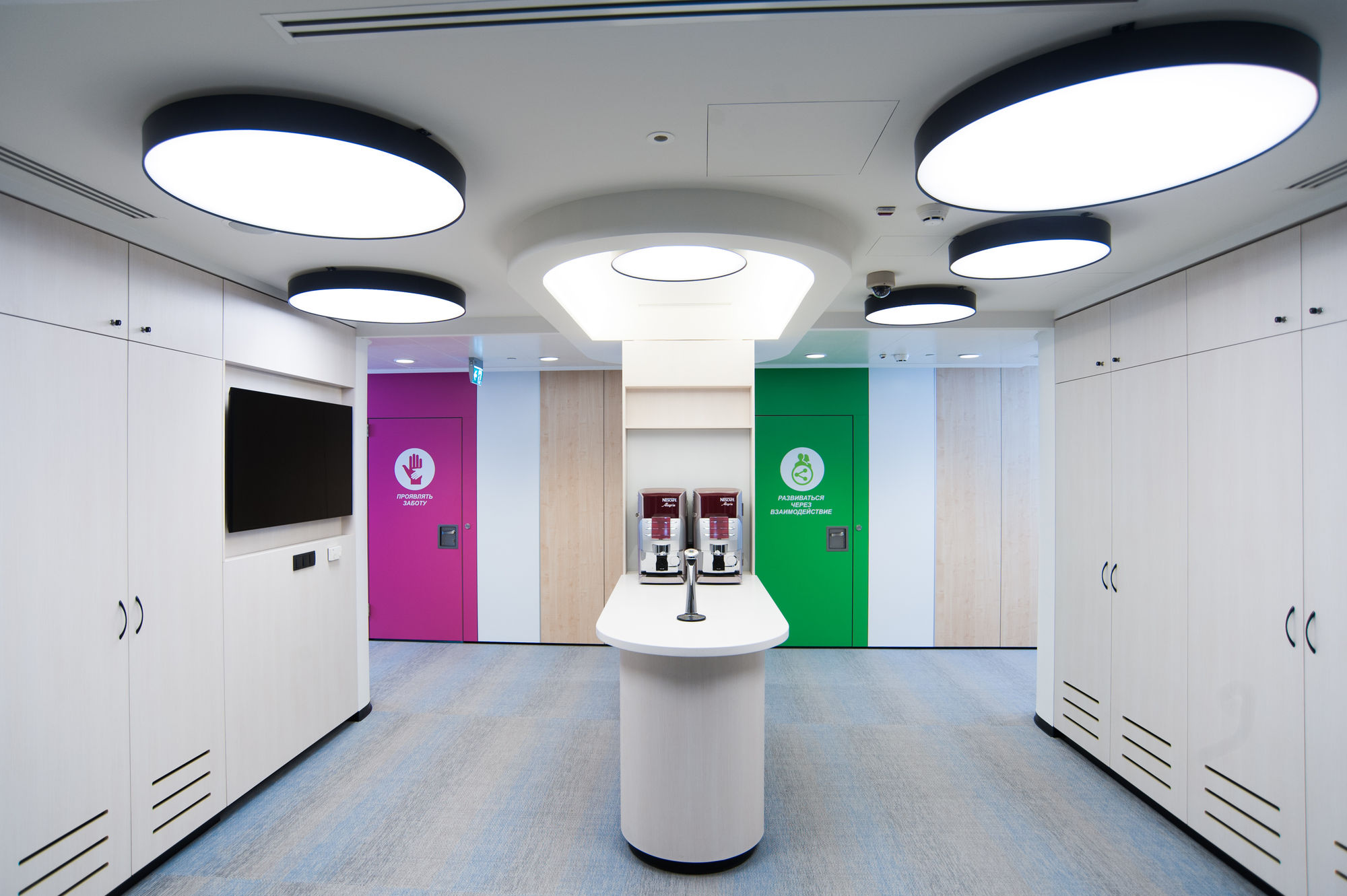 Фото Розсувні перегородки UALCOM Hufcor