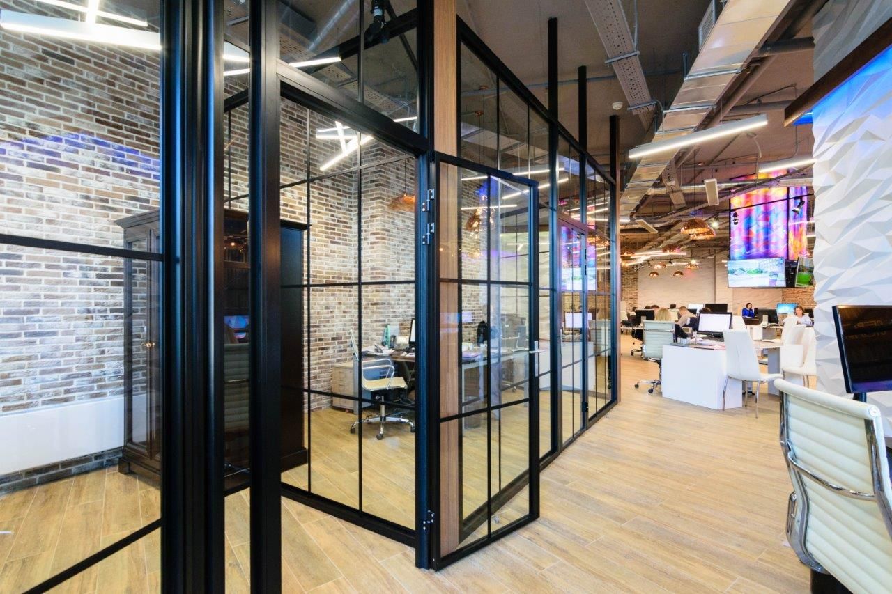 Фото Каркасна перегородка UALCOM-Quadro