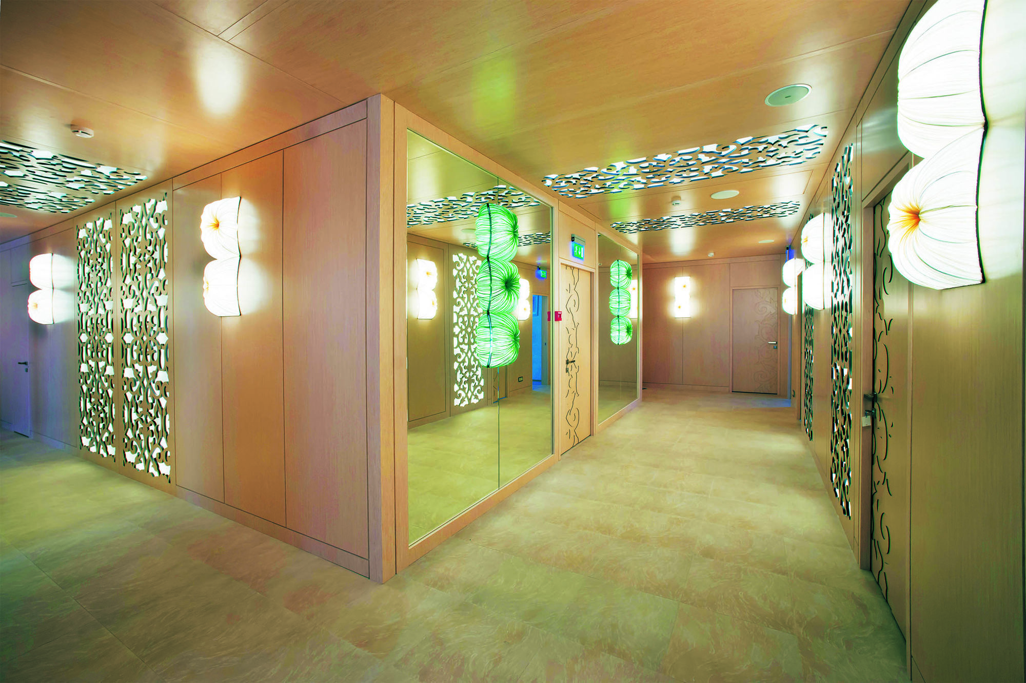 Фото Облицювання панелями UALCOM-Regina