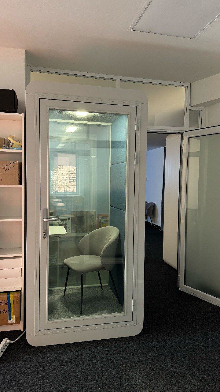 Фото Акустичні кабінки UALCOM