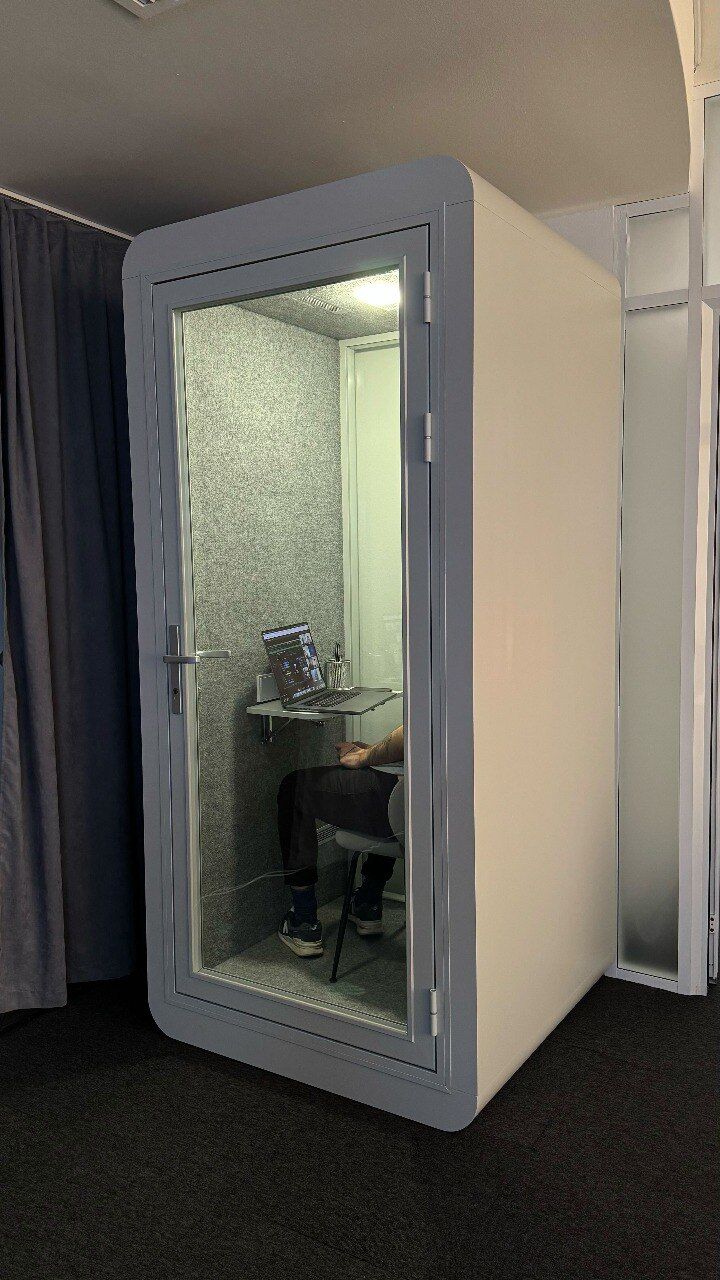 Фото Акустичні кабінки UALCOM