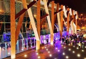 Комплексні интер'єрні рішення UALCOM для знакового проекту КВЦ Парковий в Києві