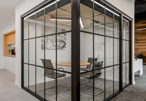 Безмежні можливості дизайну з системою UALCOM - Quadro