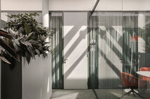 Неймовірно стильна робота реалізована компанією UALCOM спільно з Архітектурною студією 