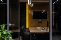 Компанія UAlcom обладнала офіс Dentons сучасними перегородками та дверима