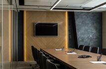 Компанія UAlcom обладнала офіс Dentons сучасними перегородками та дверима