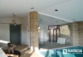 UALCOM-Crystal в проекті Коттедж в Безрадичах