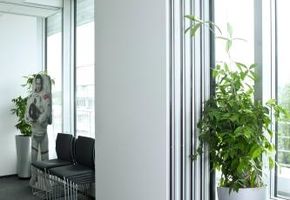 UALCOM Hufcor в проекті Vodafone