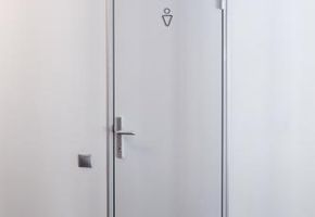 Двері в проекті Будівельна компанія IB Alliance