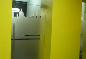 Двері в проекті Плюс Банк