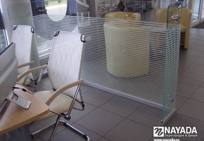 UALCOM-Crystal в проекті Автосалон Nissan