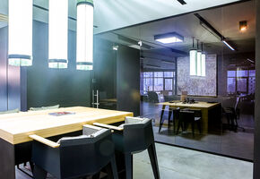 UALCOM-Crystal в проекті IT Компанія S.M.A.R.T. Solutions