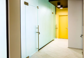 UALCOM-Crystal в проекті IT Компанія S.M.A.R.T. Solutions 2