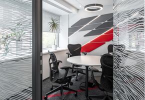 Фото Новий, яскравий, нестандартний проект утілила компанія UALCOM .