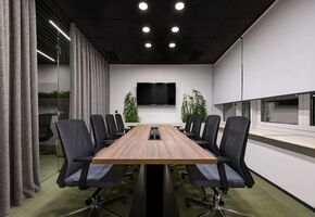 UALCOM-Crystal в проекті Компанія 