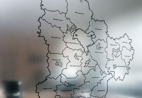 UALCOM-Twin в проекті Класичне оформлення офісного простору для дилера світових виробників сільгосптехніки.