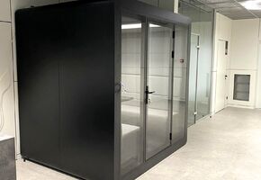 Акустичні кабінки в проекті Компанія ЕКСПРЕССПЛАТА обрала акустичні кабіни UALCOM для свого офісу в Києві