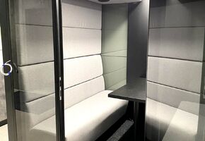 Акустичні кабінки в проекті Компанія ЕКСПРЕССПЛАТА обрала акустичні кабіни UALCOM для свого офісу в Києві