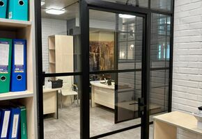 UALCOM-Crystal в проекті Офіс інженерної компанії